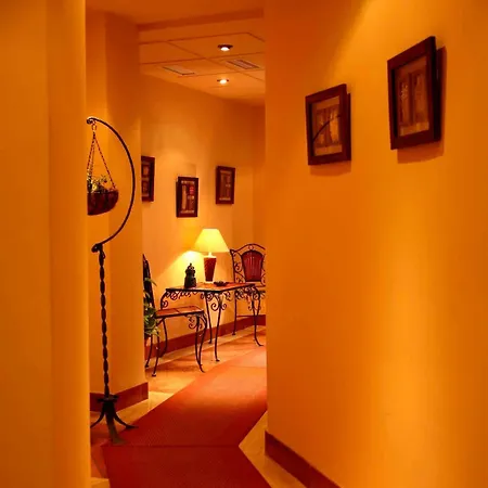 Hotel Baviera *